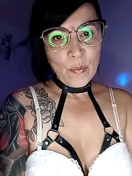 Snapshot of Casandramillf chatting on 23, 4, 2026 Casandramillf online show from 23, 4, 2026