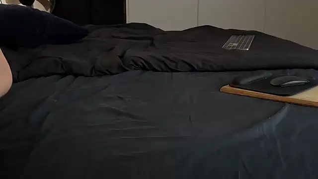 Snapshot of adelaide2026 chatting on 26, 3, 2026 adelaide2026 online show from 26, 3, 2026