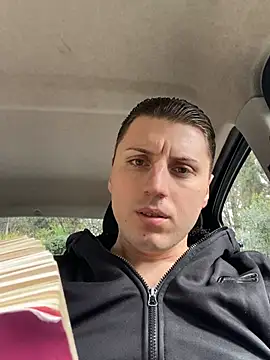 Snapshot of allee2206 chatting on 2, 4, 2026 allee2206 online show from 2, 4, 2026