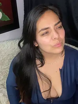 Bigbooty sex online show from 4, 3, 2026