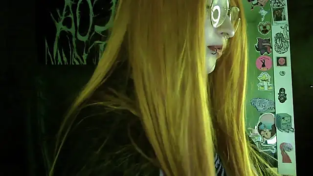 Snapshot of Aoidandelion chatting on 27, 3, 2026 Aoidandelion online show from 27, 3, 2026