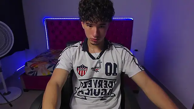 Snapshot of jean_burns chatting on 15, 2, 2026 jean burns online show from 15, 2, 2026