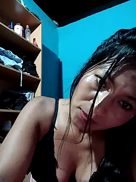 Saraa xx online show from 2, 3, 2026