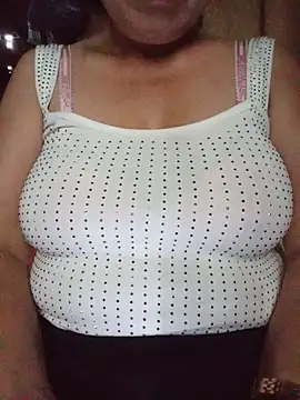 Snapshot of Agnes-baby chatting on 12, 6, 2026 Agnes-baby online show from 12, 6, 2026
