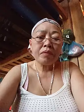 Snapshot of Agnes-baby chatting on 7, 7, 2026 Agnes-baby online show from 7, 7, 2026