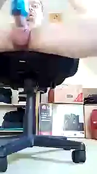 Snapshot of Erz84 chatting on 3, 3, 2025 Erz84 online show from 3, 3, 2025