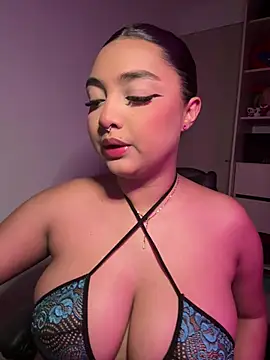 Snapshot of SASHASTRADA_ chatting on 9, 2, 2026 SASHASTRADA online show from 9, 2, 2026