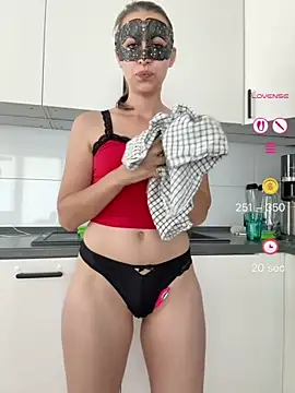 Snapshot of Ina-Immergeil chatting on 25, 6, 2026 Ina-Immergeil online show from 25, 6, 2026