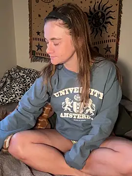 Snapshot of teenyblossom chatting on 4, 4, 2026 teenyblossom online show from 4, 4, 2026