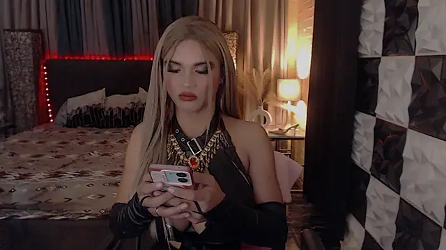 Snapshot of QueenNathaliaTS chatting on 18, 1, 2026 QueenNathaliaTS online show from 18, 1, 2026