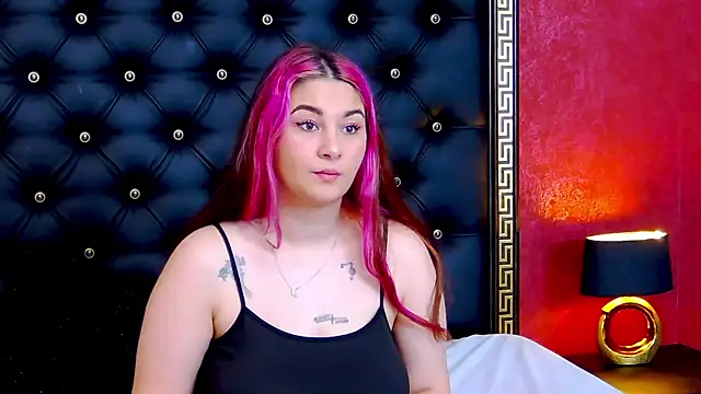 Snapshot of NicoleWeslley chatting on 8, 1, 2026 NicoleWeslley online show from 8, 1, 2026