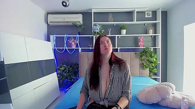 Snapshot of StephieRousee chatting on 11, 3, 2026 StephieRousee online show from 11, 3, 2026