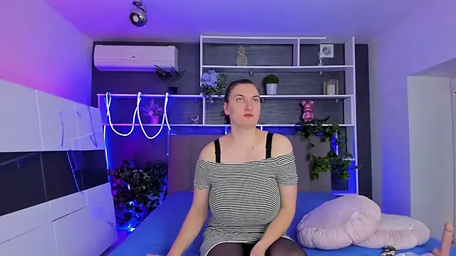 Snapshot of StephieRousee chatting on 1, 4, 2026 StephieRousee online show from 1, 4, 2026