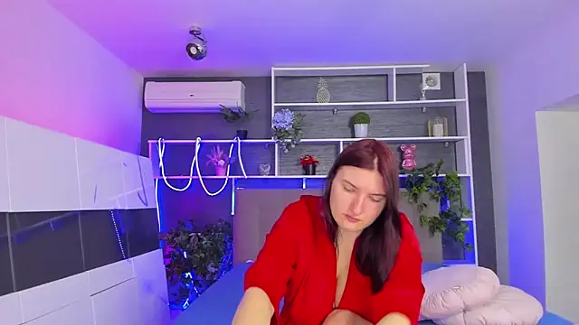 Snapshot of StephieRousee chatting on 20, 4, 2026 StephieRousee online show from 20, 4, 2026