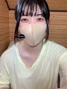 Snapshot of minami_room chatting on 29, 3, 2026 minami room online show from 29, 3, 2026