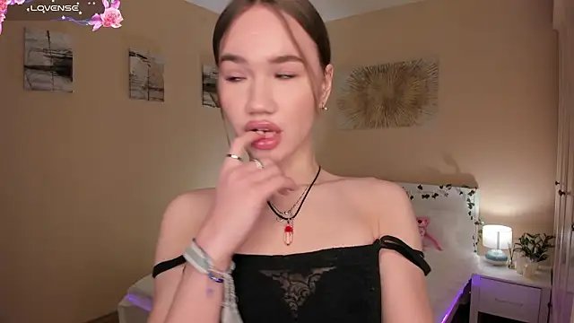 SweetNova  online show from 7, 2, 2026