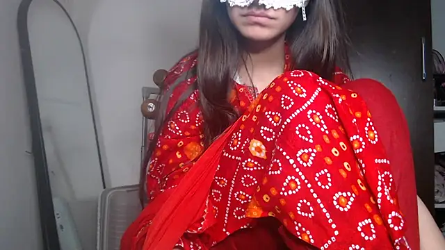 Snapshot of Hottie_heer chatting on 6, 3, 2026 Hottie heer online show from 6, 3, 2026