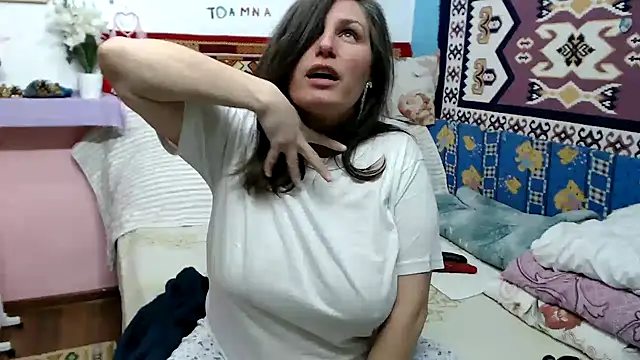 Snapshot of Adelinemilf chatting on 18, 3, 2026 Adelinemilf online show from 18, 3, 2026