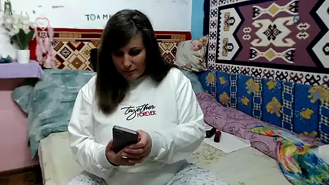 Snapshot of Adelinemilf chatting on 10, 4, 2026 Adelinemilf online show from 10, 4, 2026