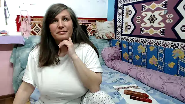 Snapshot of Adelinemilf chatting on 28, 4, 2026 Adelinemilf online show from 28, 4, 2026