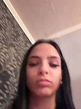 Snapshot of Evelin199 chatting on 4, 4, 2026 Evelin199 online show from 4, 4, 2026