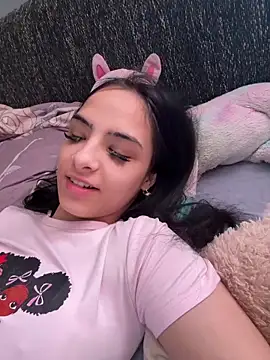 Snapshot of Evelin199 chatting on 5, 4, 2026 Evelin199 online show from 5, 4, 2026