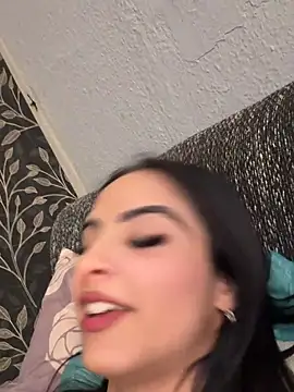 Snapshot of Evelin199 chatting on 12, 4, 2026 Evelin199 online show from 12, 4, 2026