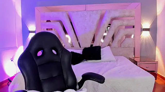  NatachaDiaz  online show from 10, 2, 2026