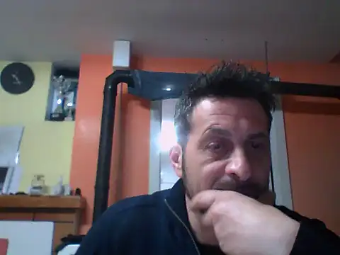 Snapshot of colosone chatting on 23, 2, 2025 colosone online show from 23, 2, 2025