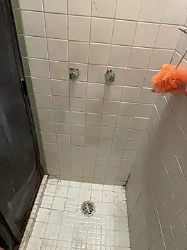 wolfbucker online show from 13, 1, 2026