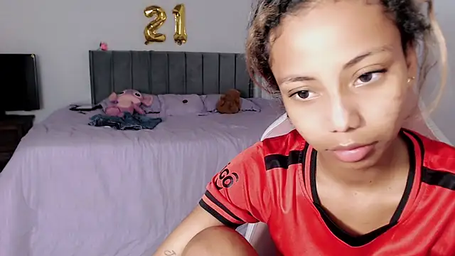 Snapshot of linda_brown_ chatting on 27, 6, 2026 linda brown online show from 27, 6, 2026