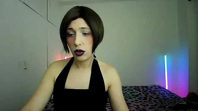 Snapshot of HoneyValentine chatting on 3, 2, 2026 HoneyValentine online show from 3, 2, 2026