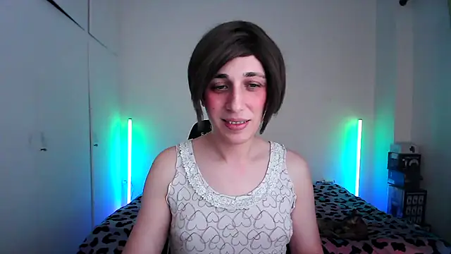 HoneyValentine online show from 15, 4, 2026