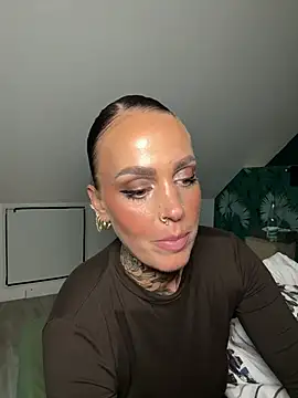 Snapshot of venustattoue chatting on 12, 6, 2026 venustattoue online show from 12, 6, 2026