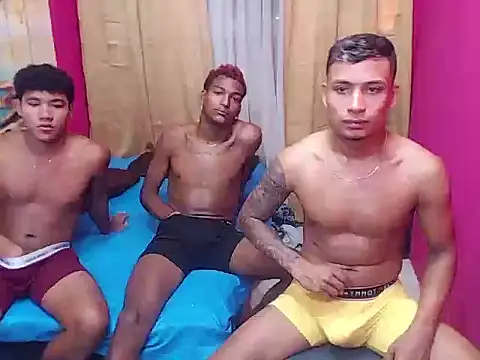 hugecock black online show from 7, 1, 2026