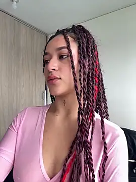 Snapshot of crystal_dlun chatting on 10, 3, 2026 crystal dlun online show from 10, 3, 2026