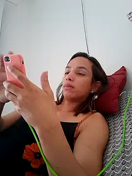 Snapshot of ofjuliaa chatting on 14, 2, 2026 ofjuliaa online show from 14, 2, 2026