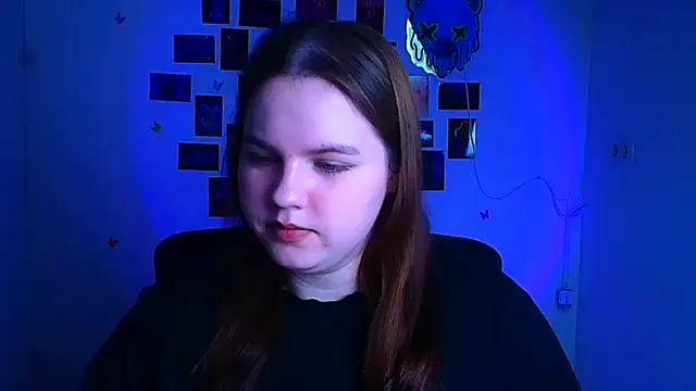 Snapshot of Kitty_Mia_Kitty chatting on 6, 4, 2026 Kitty Mia Kitty online show from 6, 4, 2026