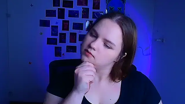 Snapshot of Kitty_Mia_Kitty chatting on 9, 4, 2026 Kitty Mia Kitty online show from 9, 4, 2026