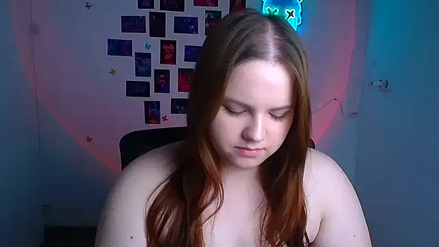 Snapshot of Kitty_Mia_Kitty chatting on 15, 4, 2026 Kitty Mia Kitty online show from 15, 4, 2026