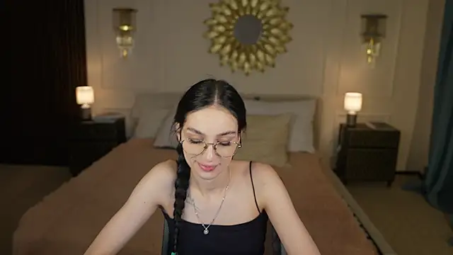Mila Rose054 online show from 20, 5, 2026