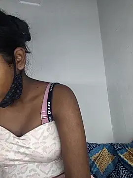 Snapshot of Royal-girl78 chatting on 20, 2, 2026 Royal-girl78 online show from 20, 2, 2026