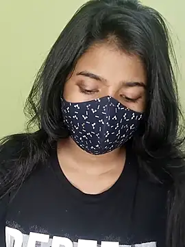 Snapshot of trinasa chatting on 3, 4, 2026 trinasa online show from 3, 4, 2026