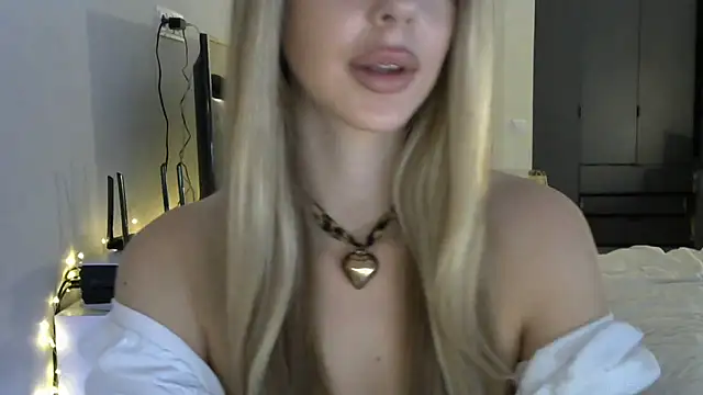 Snapshot of LizaSweetyq chatting on 28, 2, 2026 LizaSweetyq online show from 28, 2, 2026