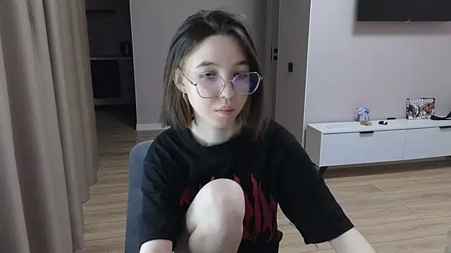 Snapshot of BondiCappetit chatting on 17, 4, 2026 BondiCappetit online show from 17, 4, 2026