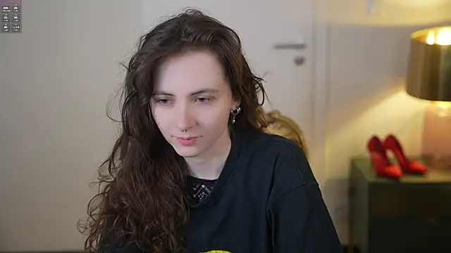 Snapshot of Orly_flame chatting on 1, 2, 2026 Orly flame online show from 1, 2, 2026