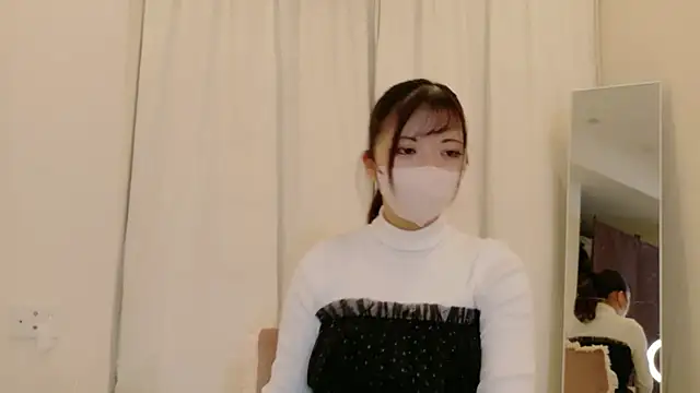 Snapshot of himarichan_v chatting on 8, 2, 2026 himarichan v online show from 8, 2, 2026