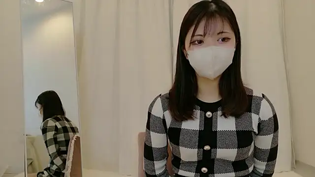 Snapshot of himarichan_v chatting on 11, 2, 2026 himarichan v online show from 11, 2, 2026