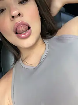 Snapshot of SofiaGomez444 chatting on 4, 4, 2026 SofiaGomez444 online show from 4, 4, 2026