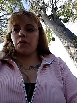 Snapshot of ISABELLA-01_ chatting on 25, 4, 2026 ISABELLA-01 online show from 25, 4, 2026